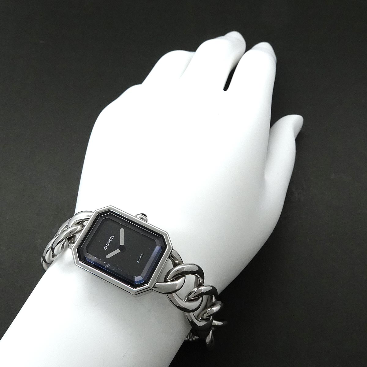 Premiere L Size H0452 Quartz Black Dial Ladies Watch