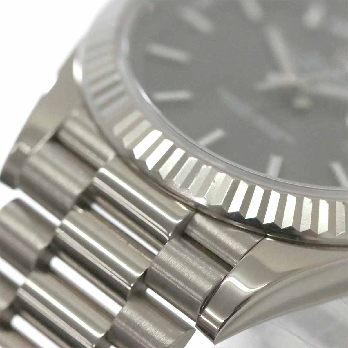 Day Date 228239 Serial Random 750 WG Automatic Gray Dial Mens