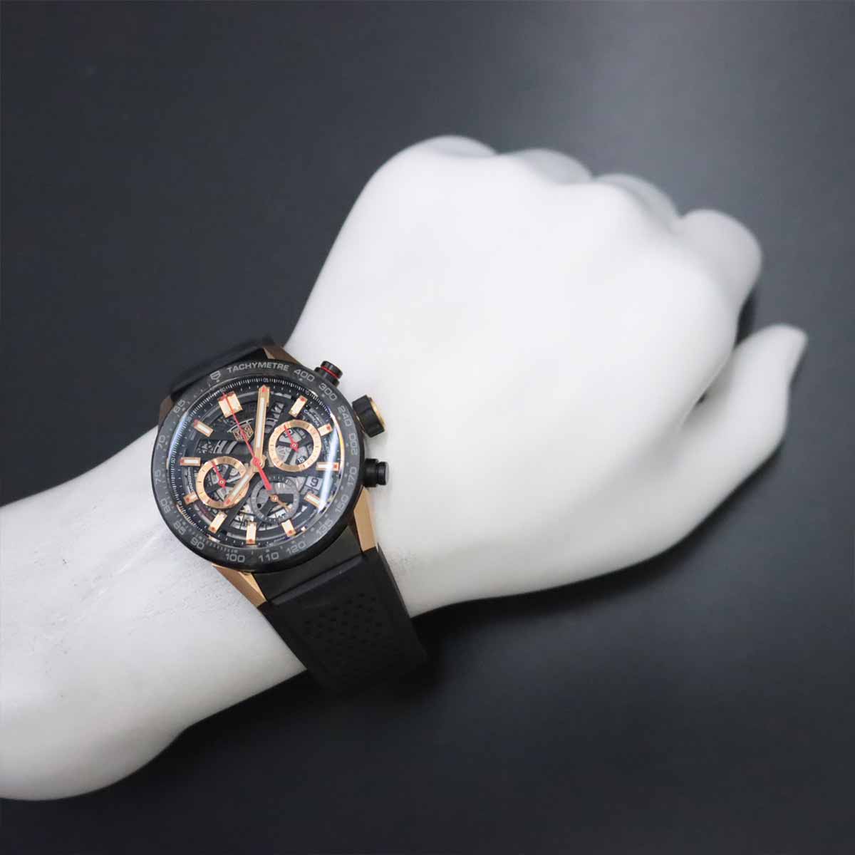 Carrera Calibre Heuer 02 CBG2052 Automatic 750 PG Mens