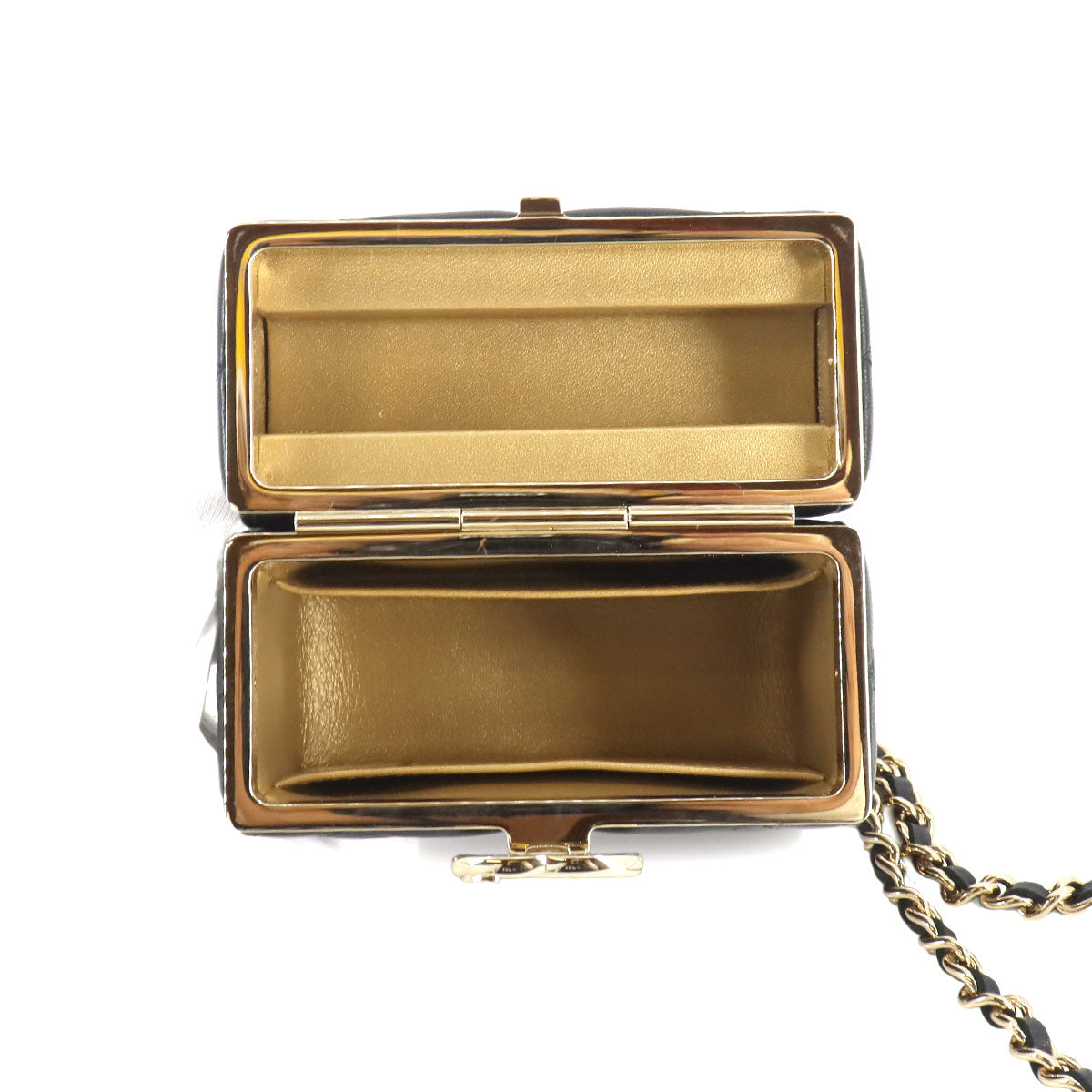 Matelasse Box type Chain Shoulder Bag Leather Black AP2656