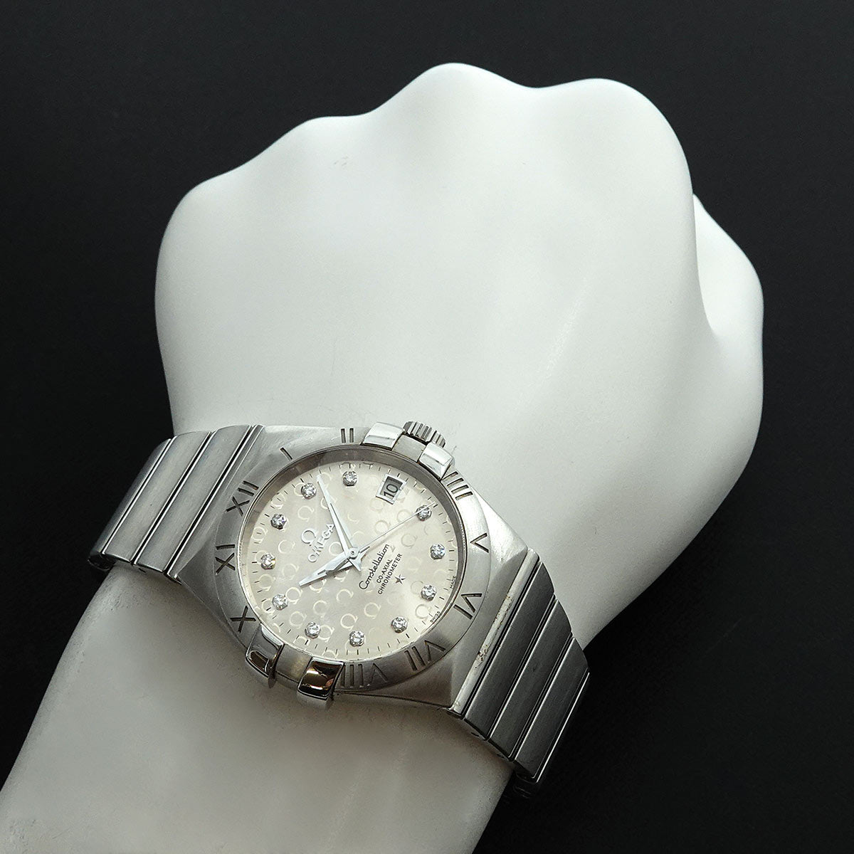Constellation 123.10.35.20.52.002 Date Diamond Silver Dial