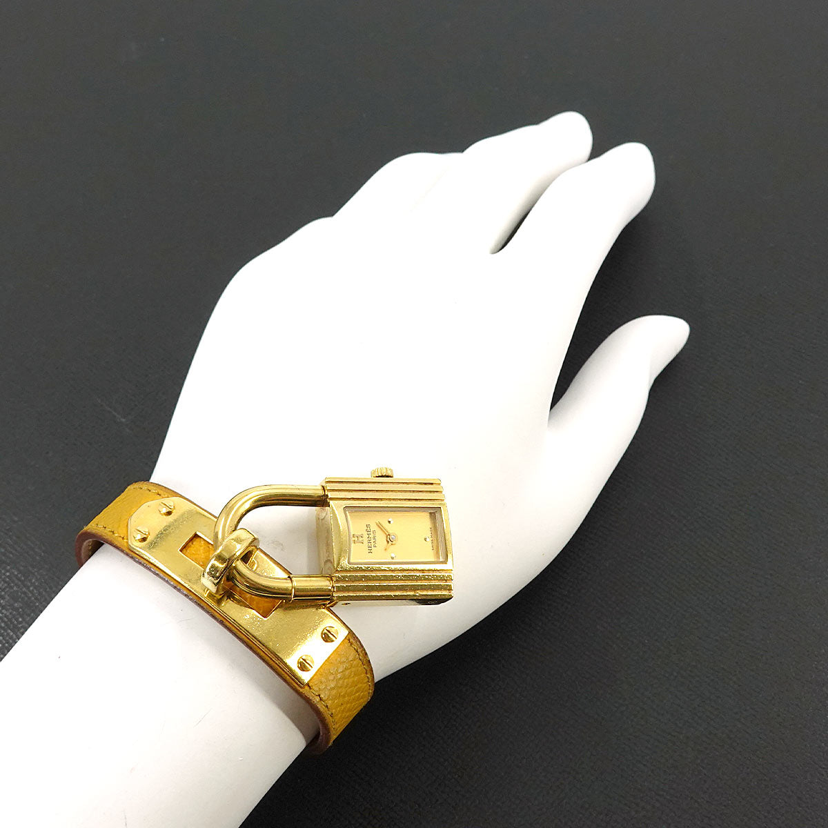 Kelly Watches Quartz Gold Dial Vintage Cadena Ladies Watch