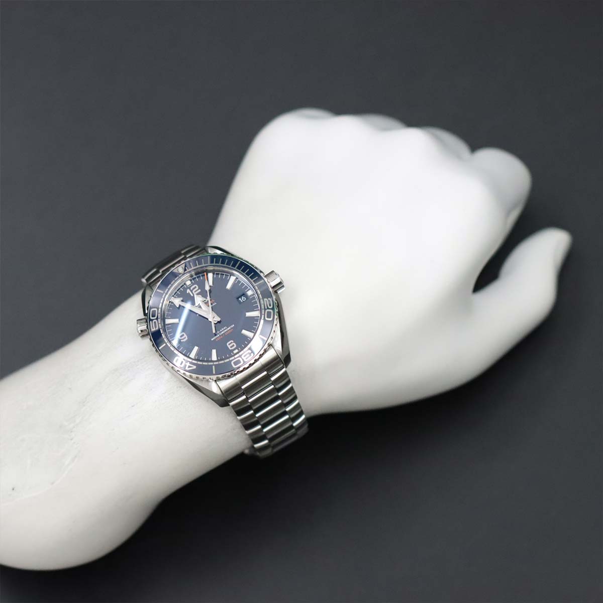 Seamaster Planet Ocean 600M 215 30 44 21 03 001 Blue Dial