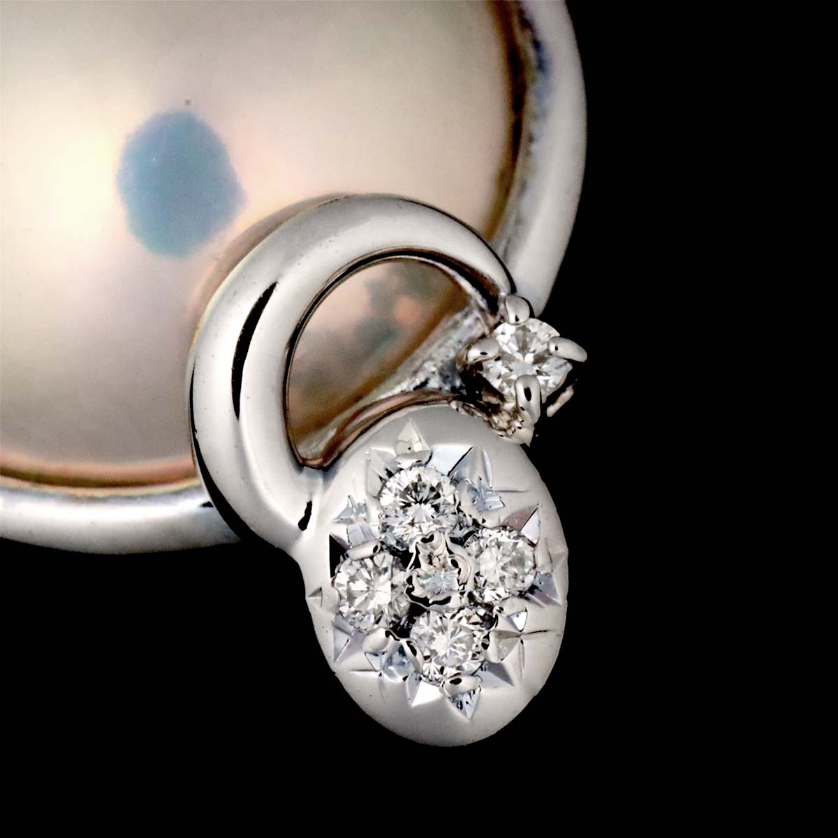 Mabe Pearl Diamond 0.05/0.05ct Earrings Clip on 14K WG 585