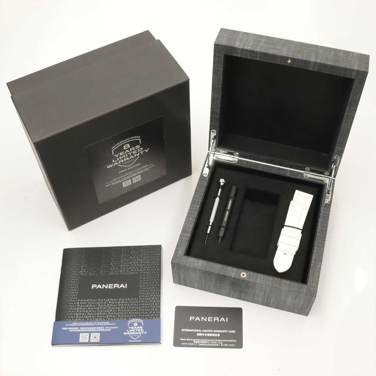 Luminor Chrono Luna Rossa PAM01303 Automatic Mens Watch