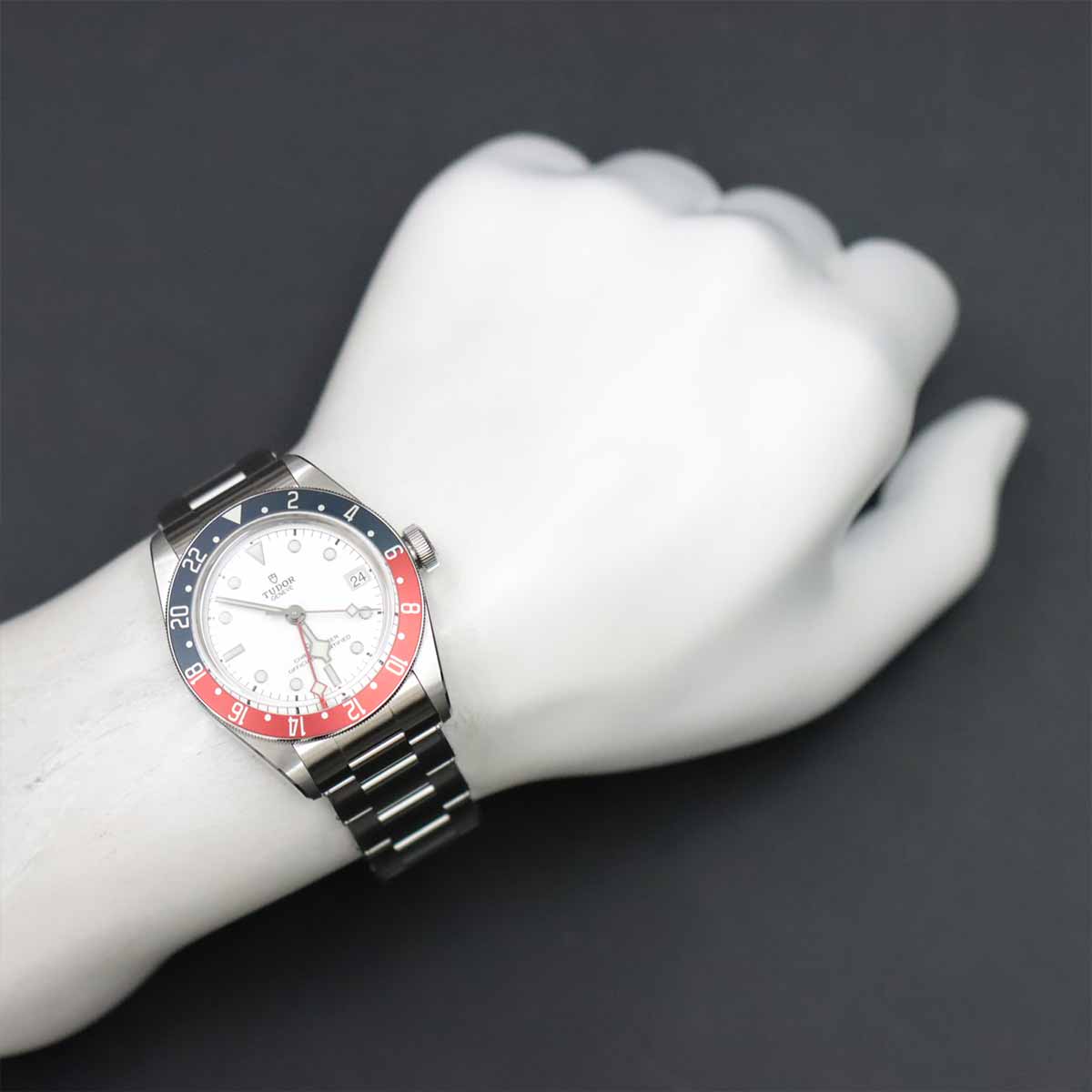 Black Bay GMT 79830RB Automatic Opaline Dial Mens Watch