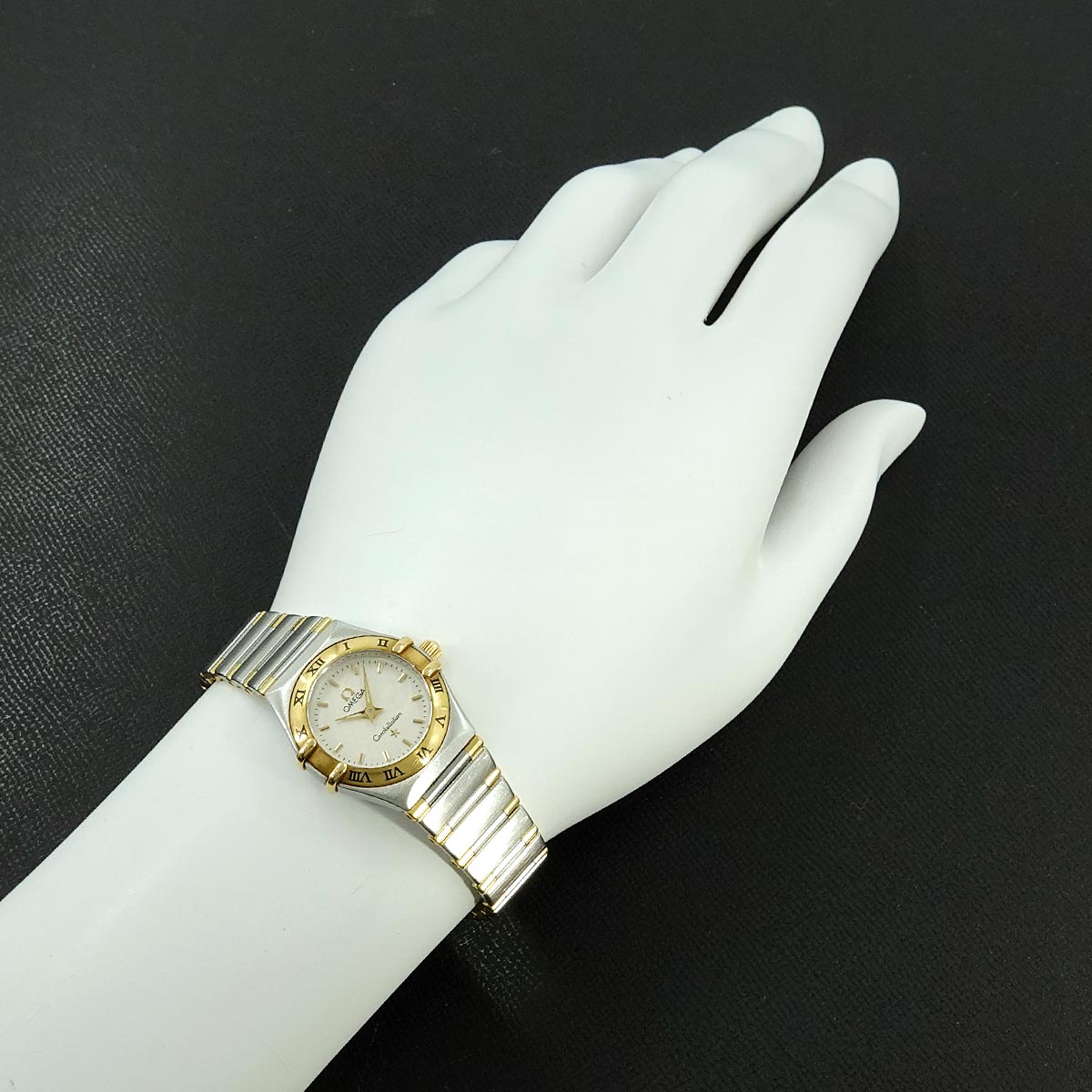 Constellation Mini 1362 30 750 YG Quartz Silver Dial