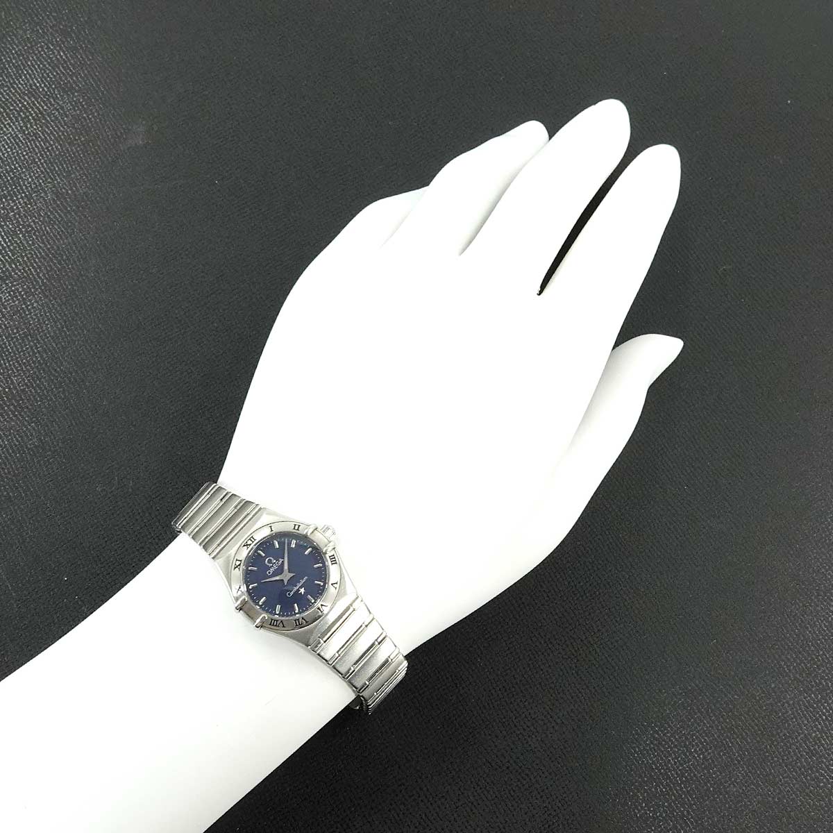 Constellation 1562 40 Quartz Gray Dial Ladies Watch