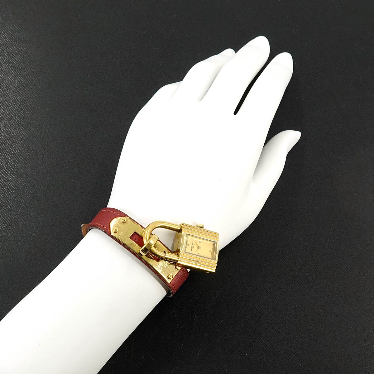 Kelly Watch Vintage Quartz Gold Dial Ladies Watch