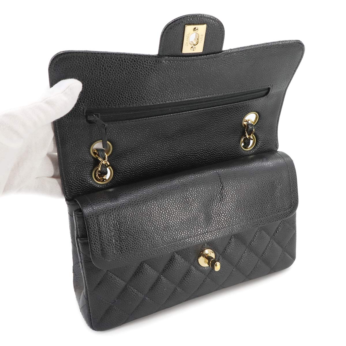 Matelasse 23 Chain Shoulder Bag Leather Black A01113