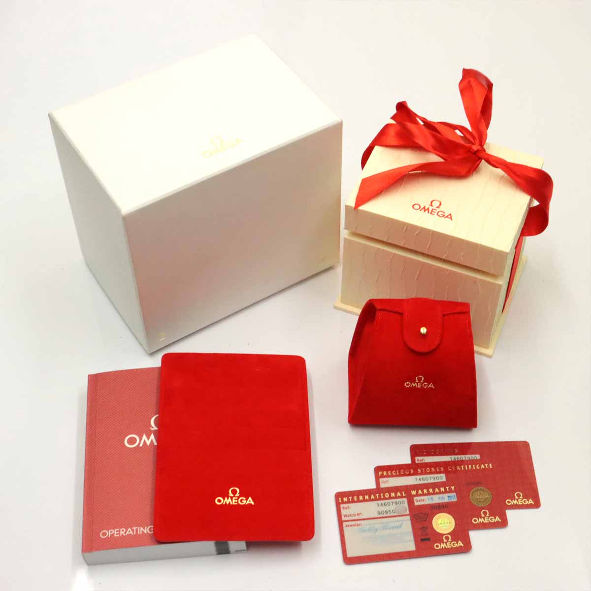 Constellation Mini Iris 1460 79 Diamond White Shell Dial Watch