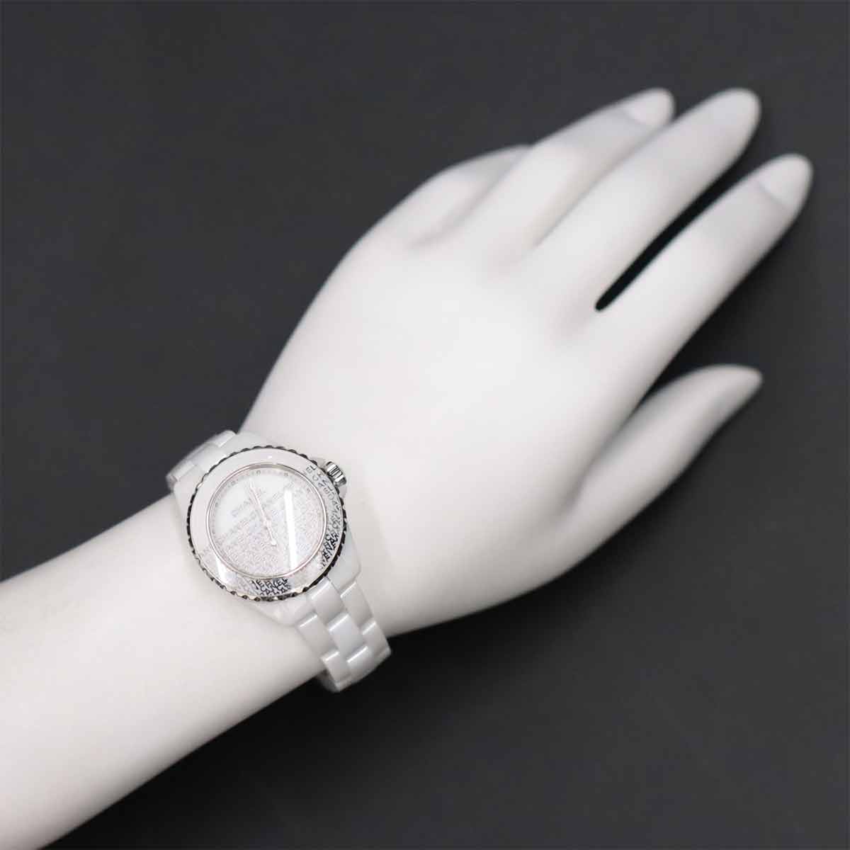 J12 33mm Wanted de Chane H7419 Ceramic Quartz Ladies
