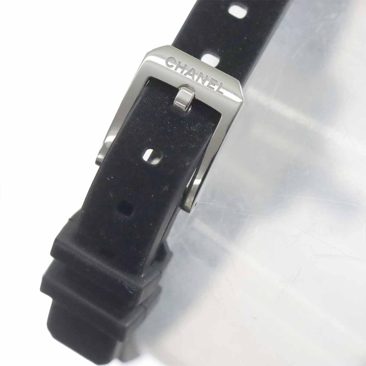 Premiere Lucky Star H7943 Bezel Diamond Quartz Black Dial