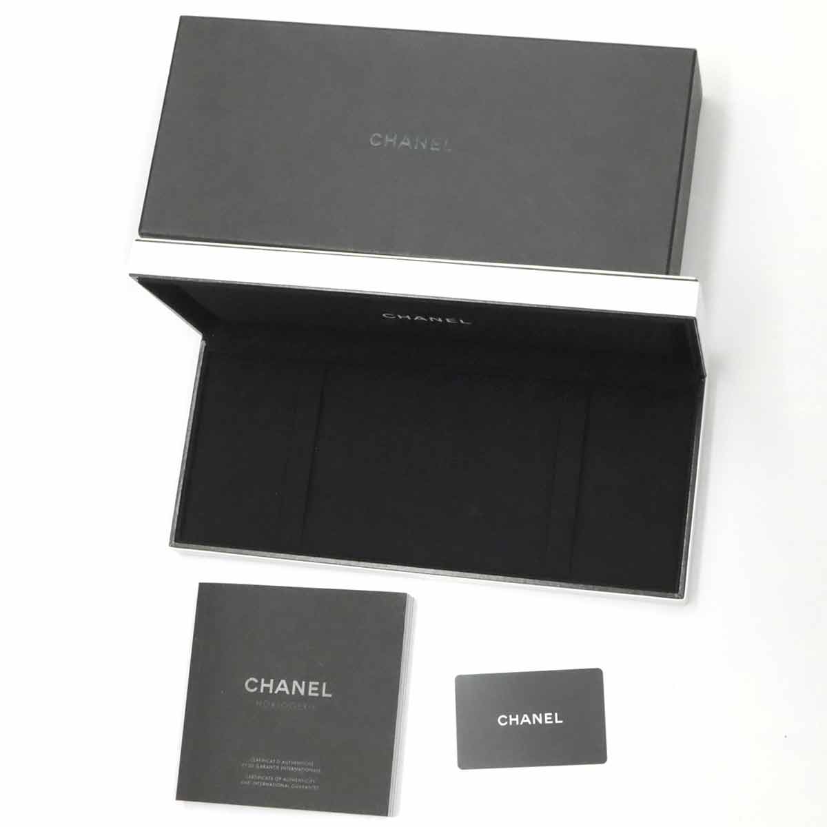 Boyfriend Wanted de Chanel H7470 Quartz Black Dial Ladies