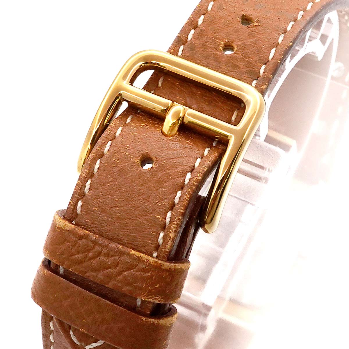 Medor Vintage pyramid Gold studs Quartz White Dial Ladies