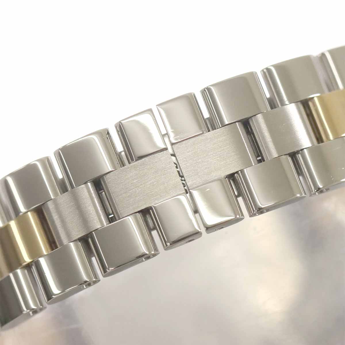 Roadster SM W62026Y4 Date K18YG Quartz Silver Dial Ladies