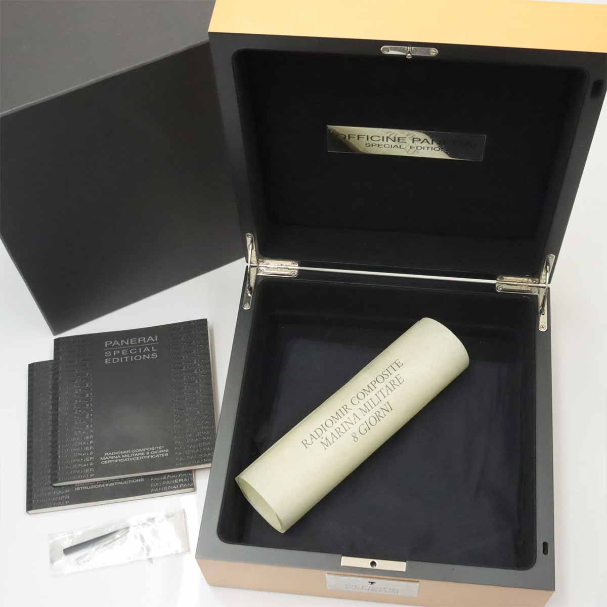 Radiomir PAM00339 Hand Winding Blawn Dial Mens Watch