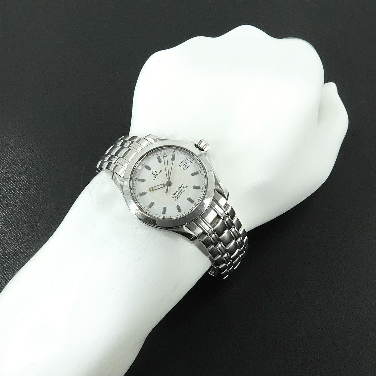 Seamaster 120m 2501.21 Automatic Date White Dial Mens Watch