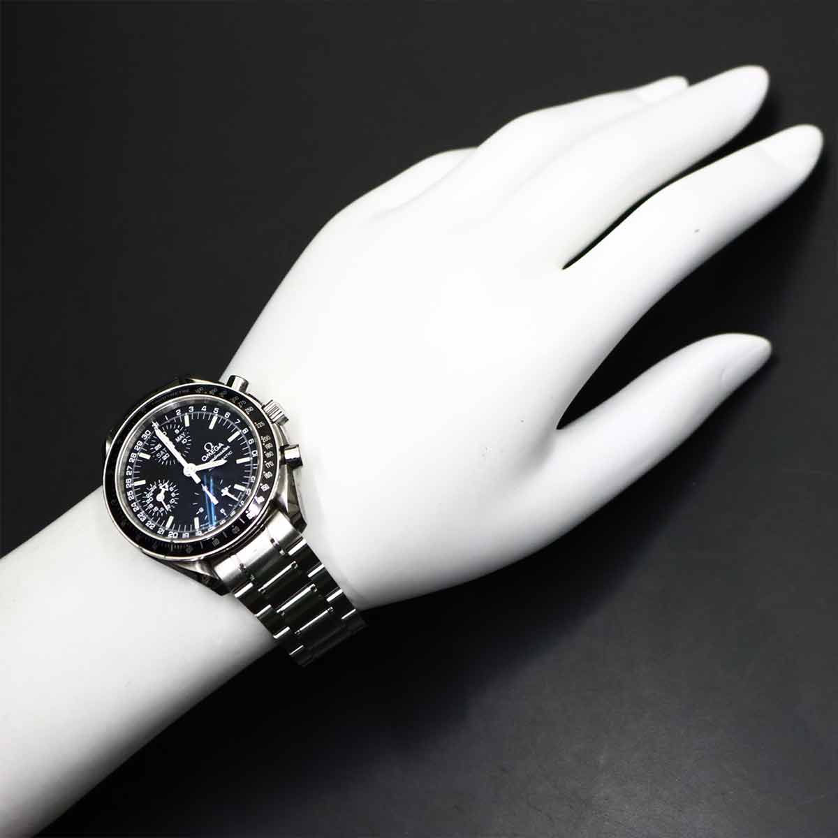 Speedmaster Mark 40 Cosmos 3520 50 triple calendar Black Dial