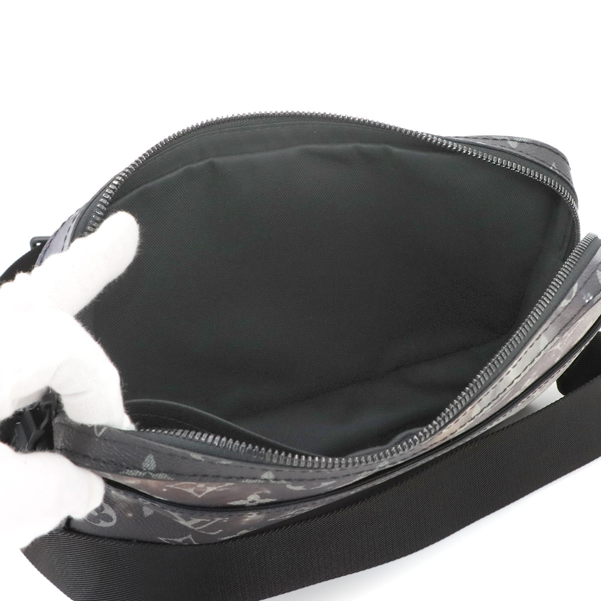 Monogram Galaxy Alpha Messenger Shoulder Bag N44165 90269108