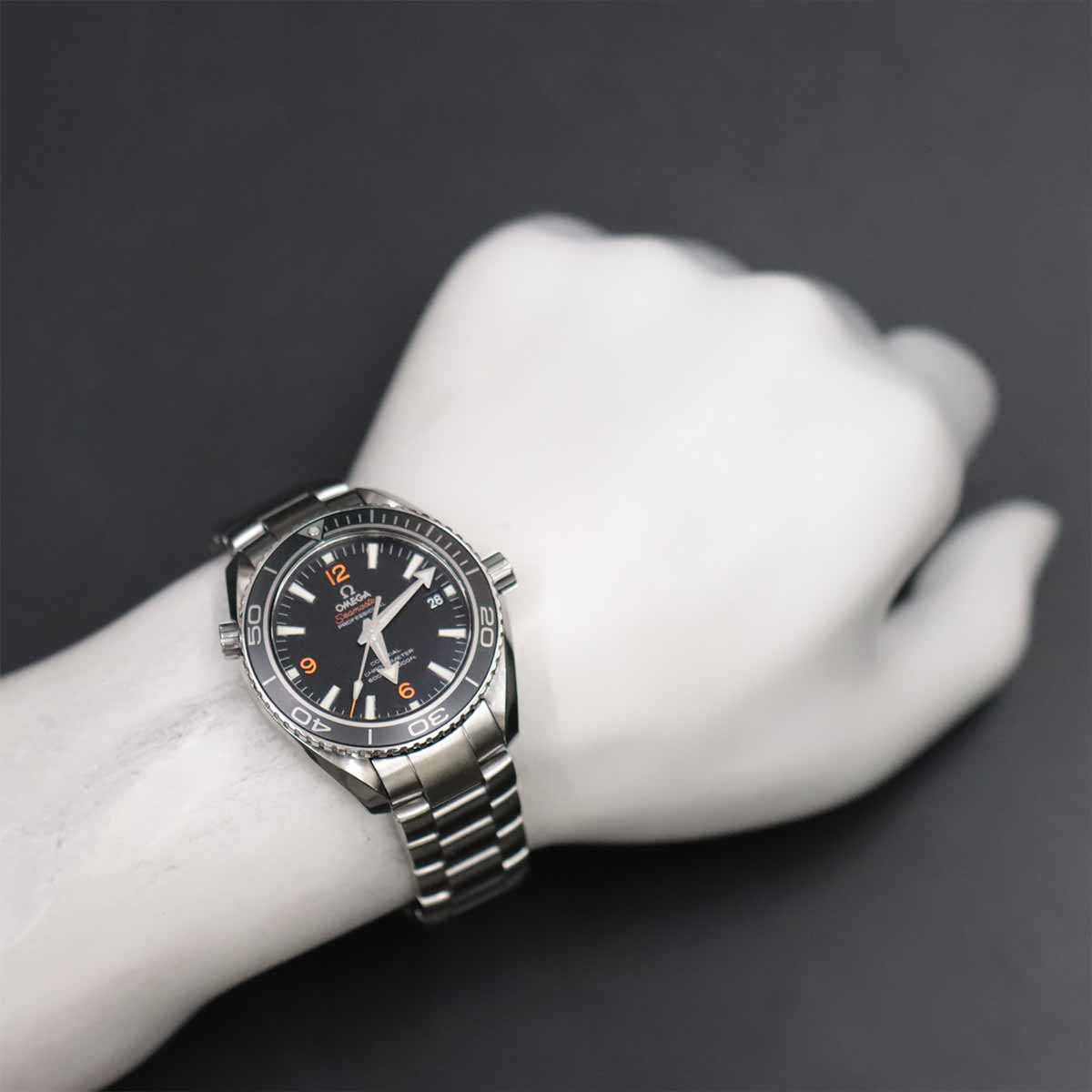 Seamaster Planet Ocean 600M 232 30 42 21 01 003 Black Dial