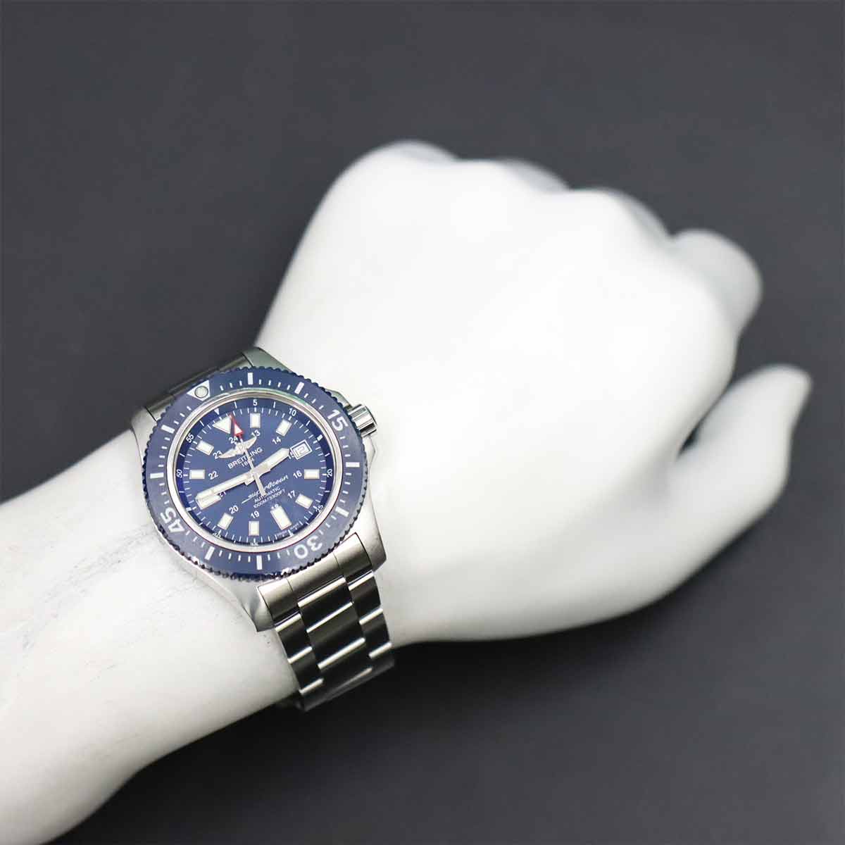 Superocean 44 Y17393 Automatic Date Blue Dial Mens