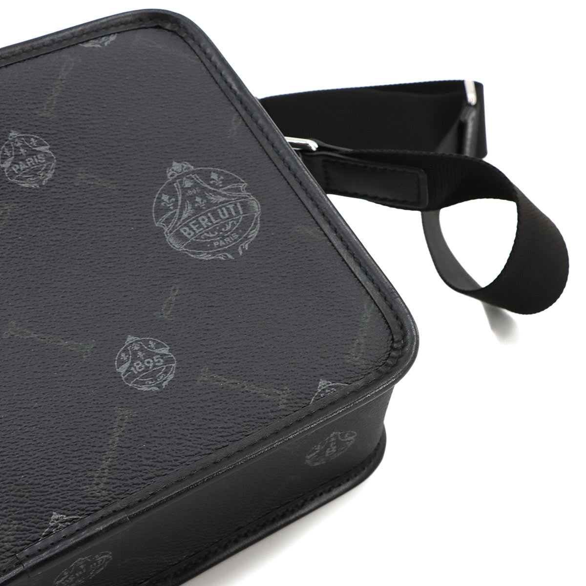 Cruiser Shoulder Bag PVC Leather Black Purse