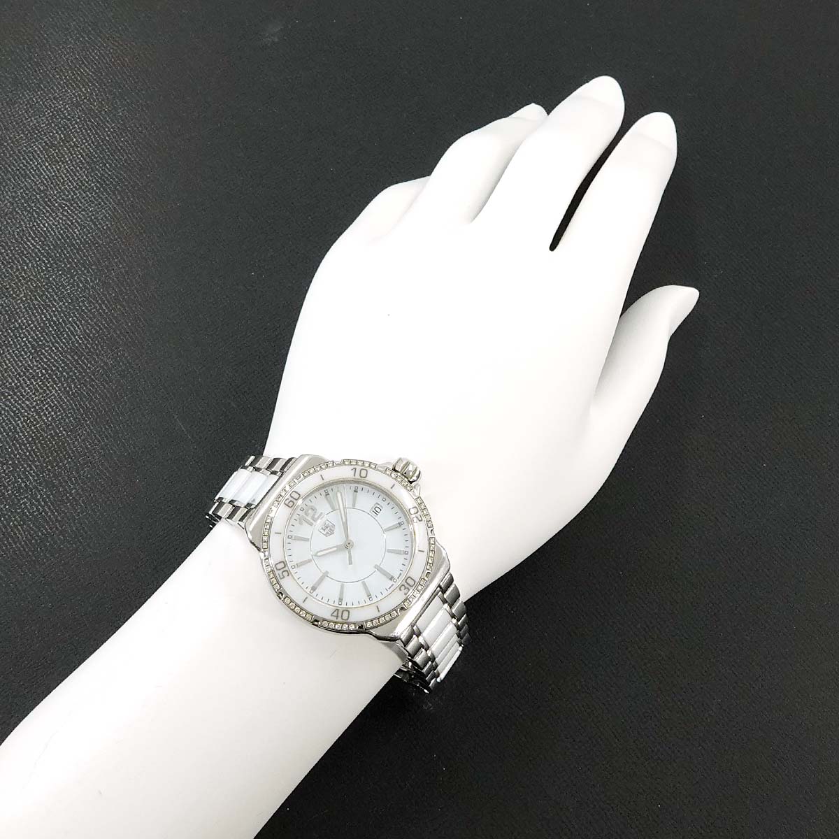 Formula 1 WAH1213 Diamond Bezel Date White Dial Ladies