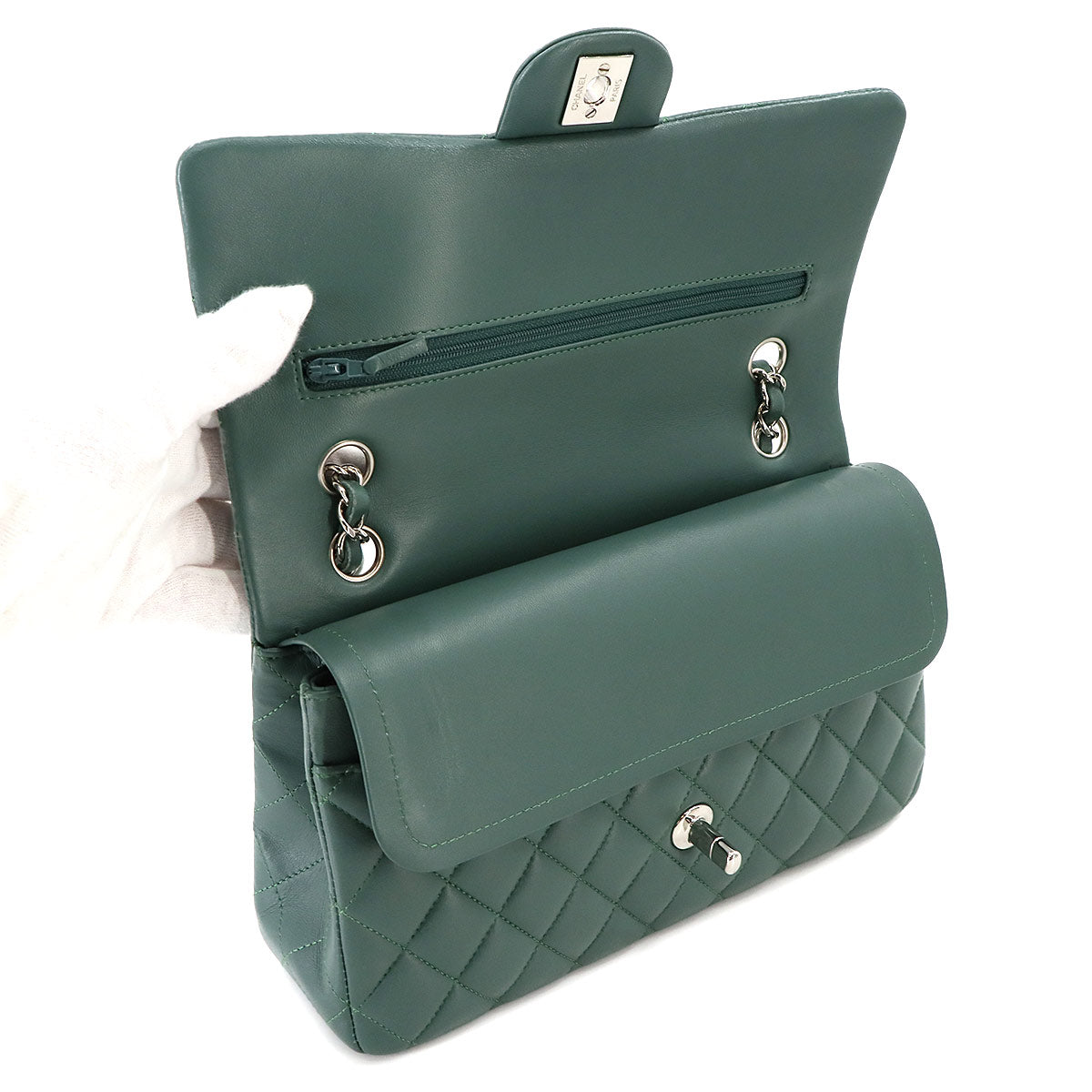 Matelasse 25 Chain Shoulder Bag Leather Green A01112 Purse