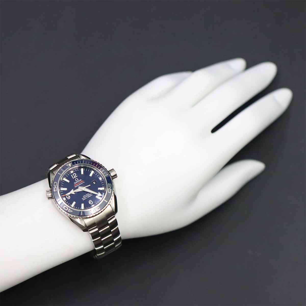 Seamaster Planet Ocean 600M 232.90.38.20.03.001 Blue Dial