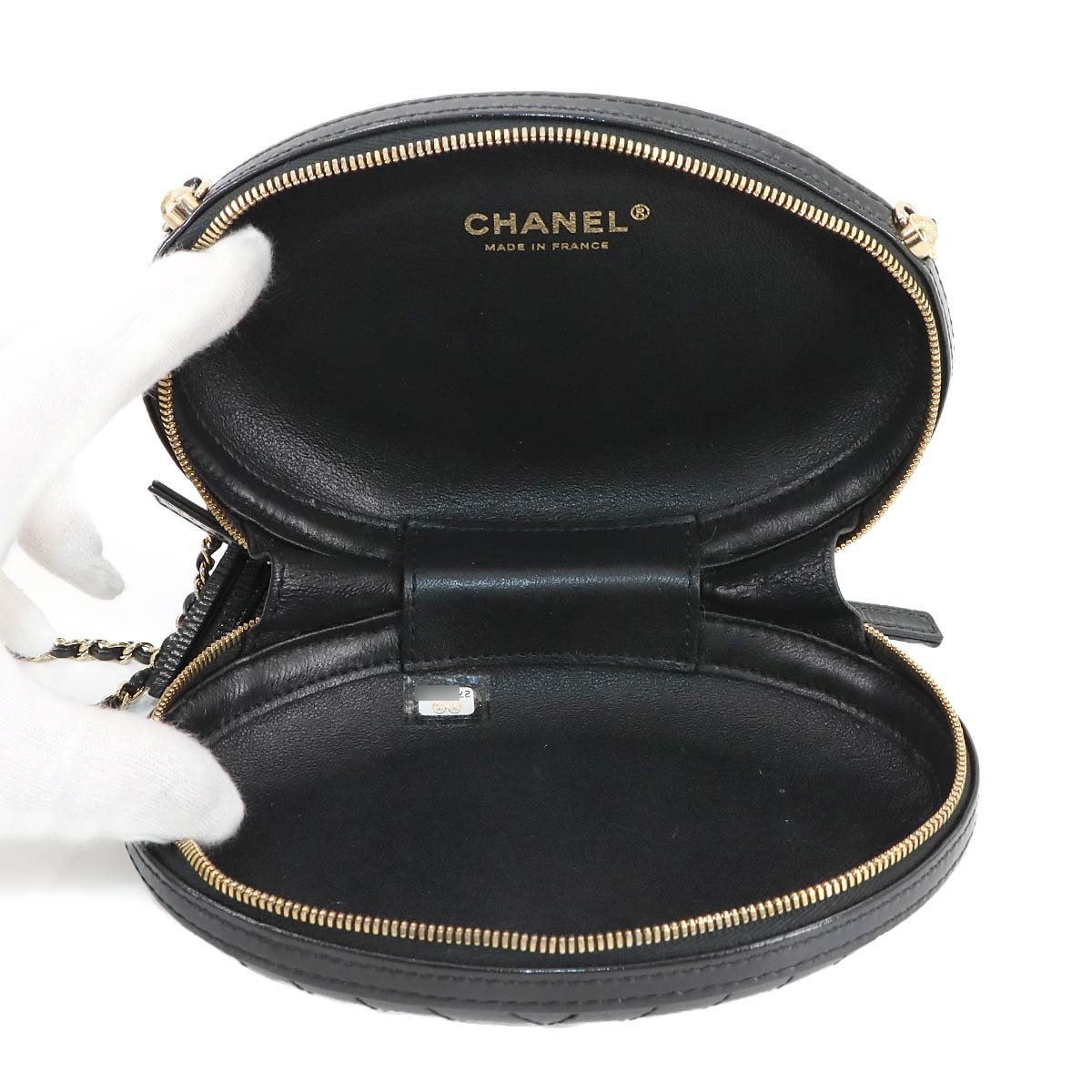 La Pausa Chain Shoulder Bag Leather Black White V Stitch Purse