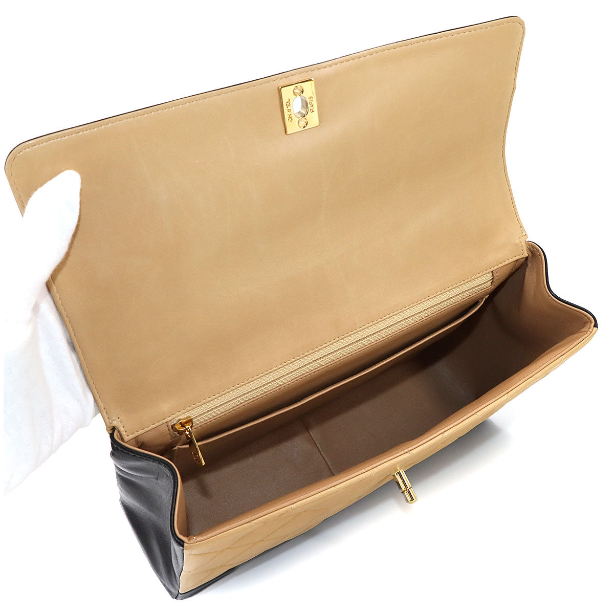 Matelasse Shoulder Bag Leather Beige Black Bicolor Purse