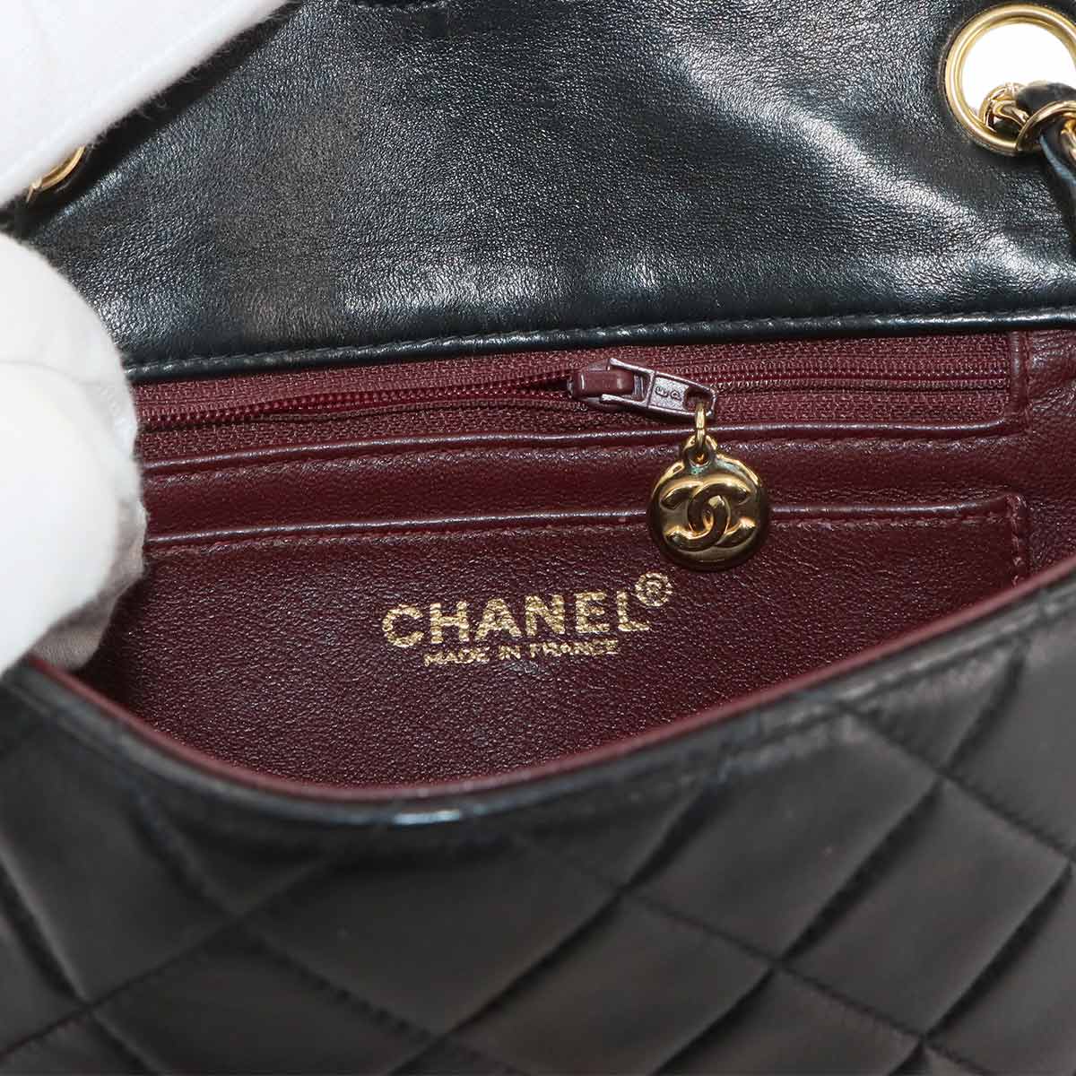 Mini Matelasse Chain Shoulder Bag Leather Black A01115 Purse