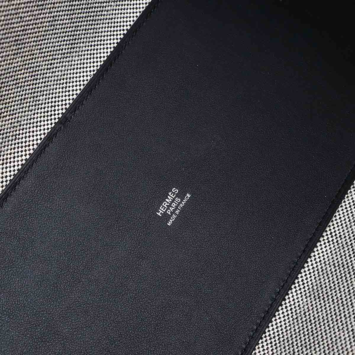 H en Biais 40 GM Tote Bag H Toilecanvas Swift Black Ecru 90280573