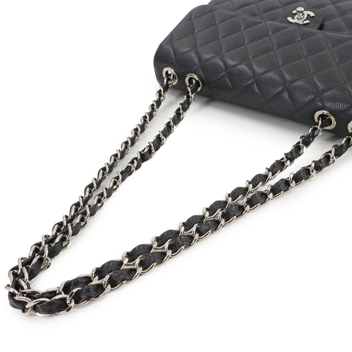 Matelasse 30 Chain Shoulder Bag Leather Black A28600