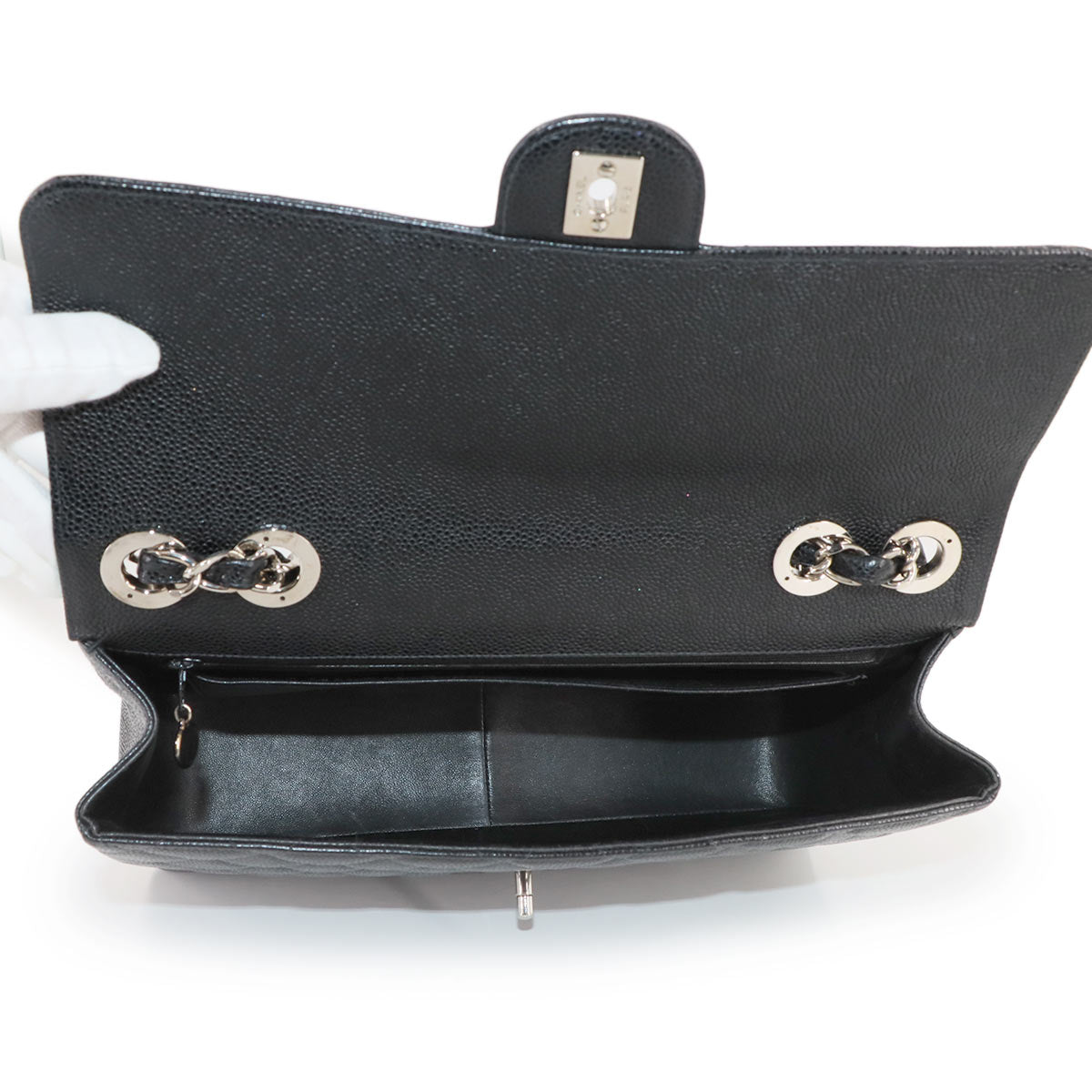 Matelasse 30 Chain Shoulder Bag Leather Black A28600