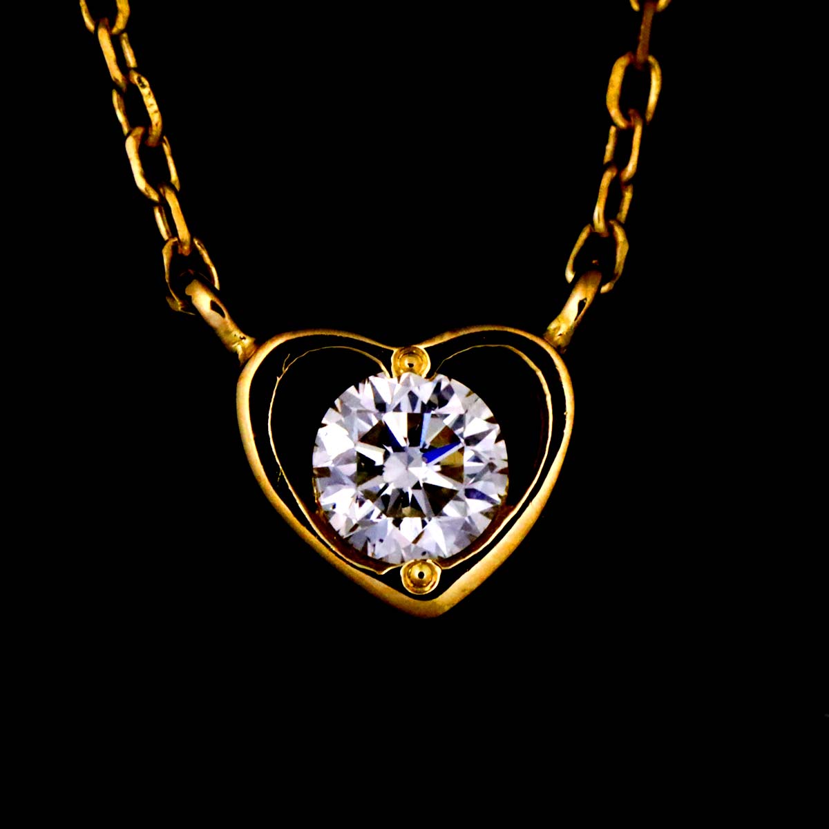 Heart Diamond Necklace 18K Yellow Gold 750