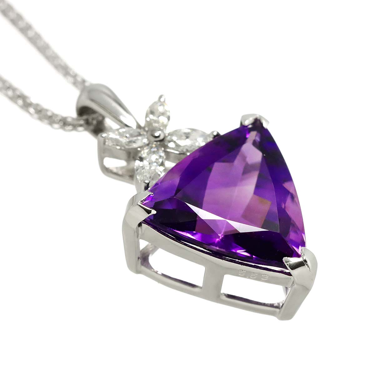 Amethyst 5.53ct Diamond 0.30ct Necklace 18K WG White Gold 750
