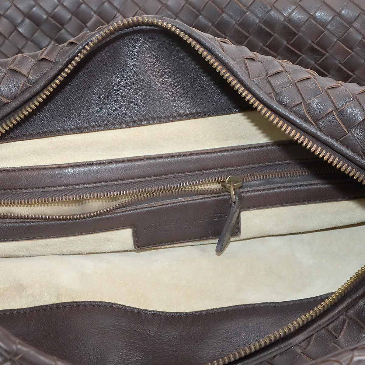 Intrecciato Shoulder Bag Leather Brown 181347 Purse