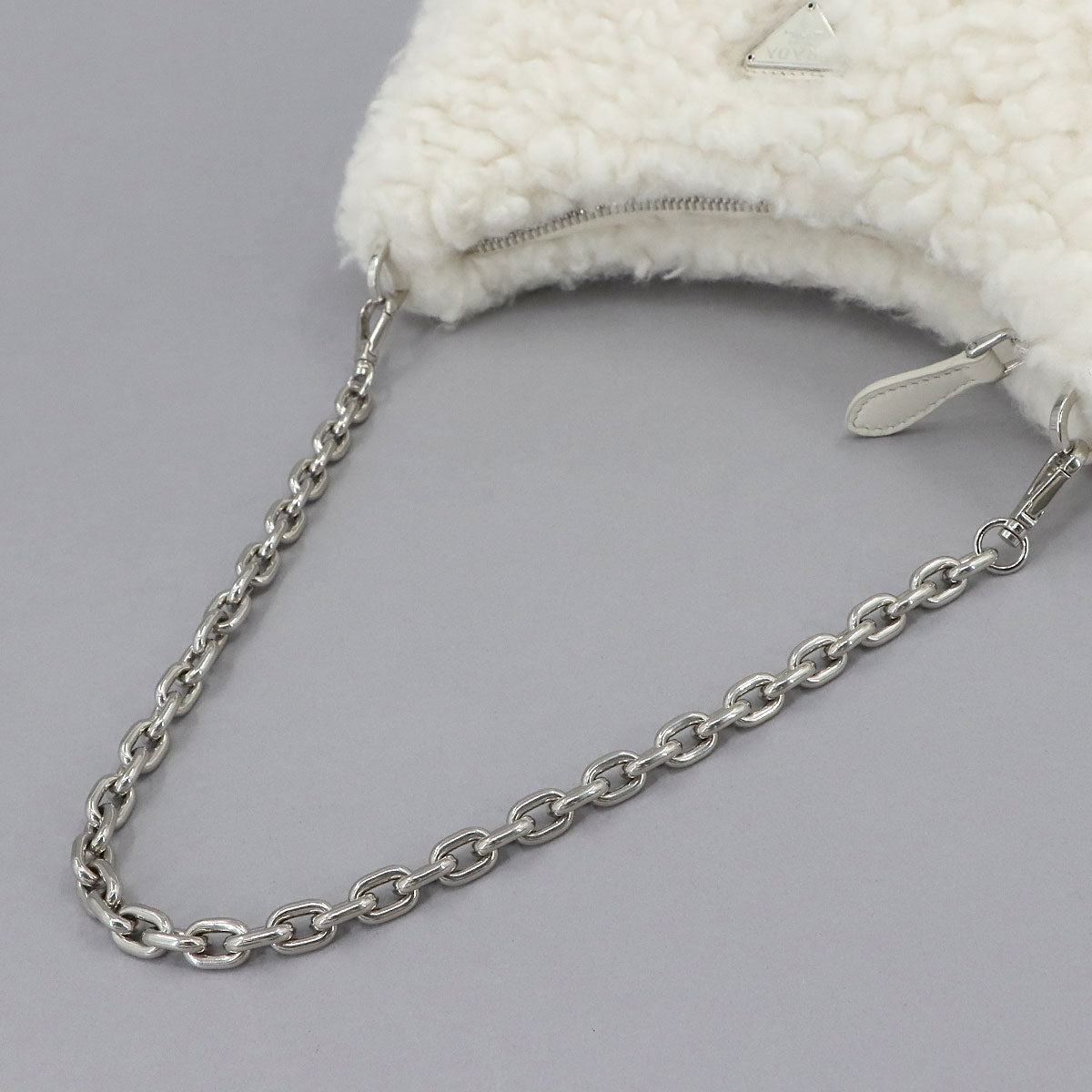 Re-Edition 2005 Shoulder Bag Wool Silk Cashmere White 1BH204