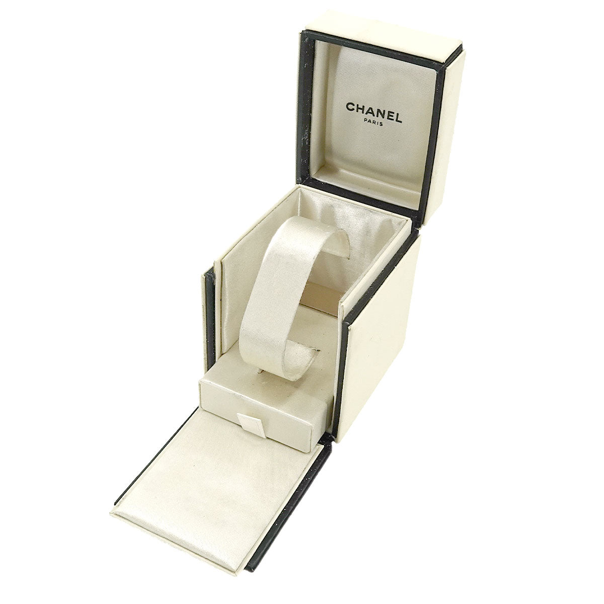 Matelasse H0116 Quartz Black Dial Ladies Vintage Watch