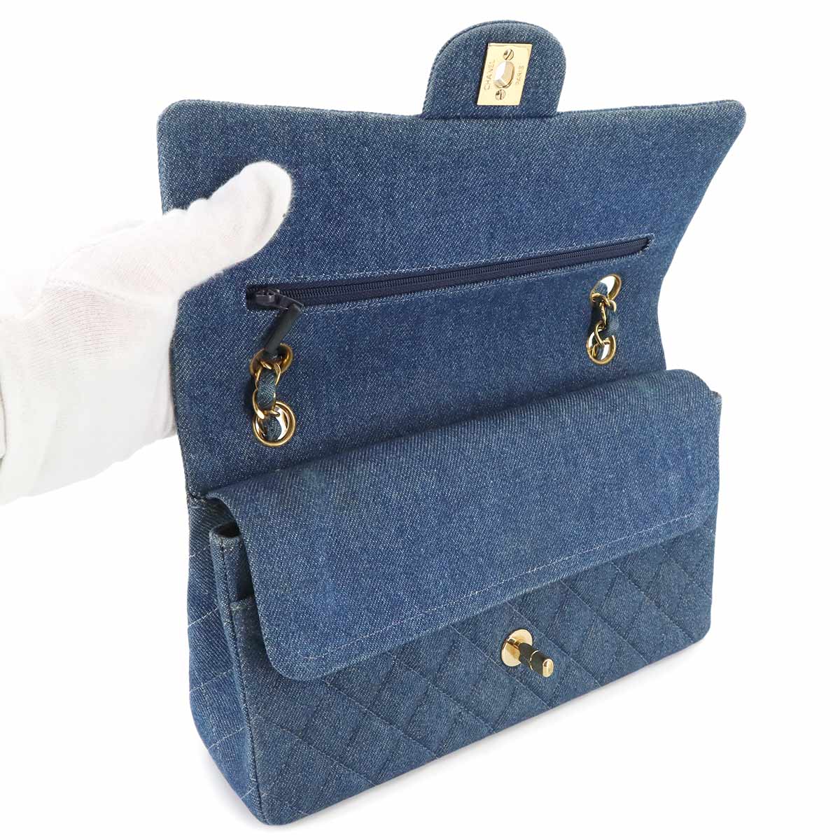 Matelasse 25 Chain Shoulder Bag Denim Blue A01112 Purse