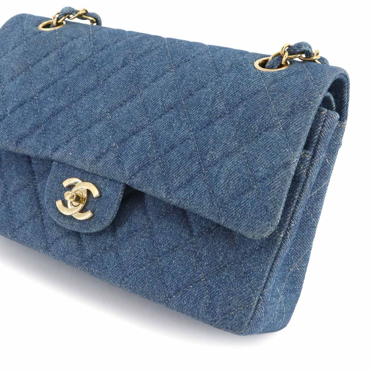 Matelasse 25 Chain Shoulder Bag Denim Blue A01112 Purse