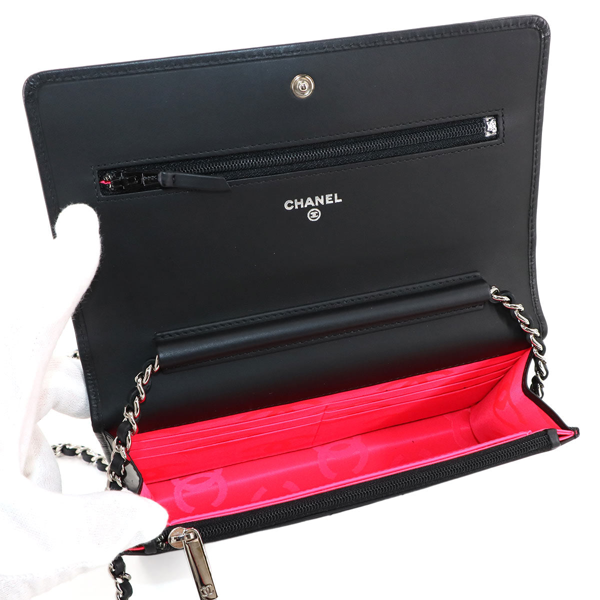 Cambon Line Chain Long Wallet Leather Enamel Black A46646