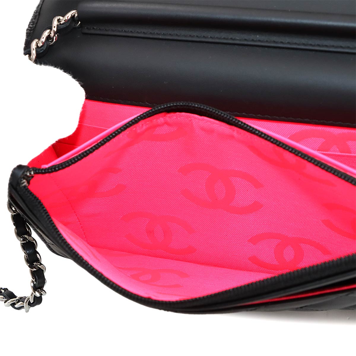Cambon Line Chain Long Wallet Leather Enamel Black A46646