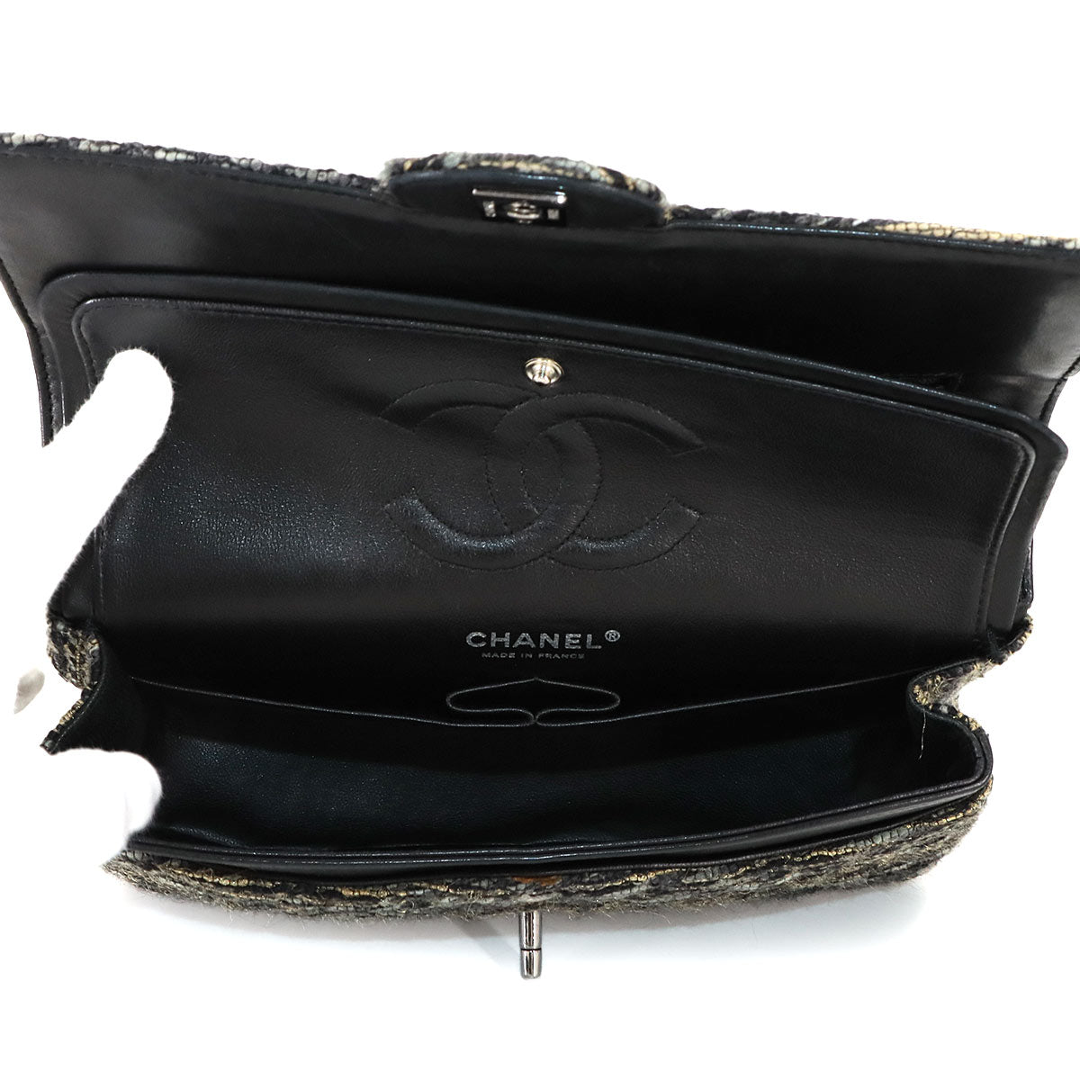 Matelasse 25 Chain Shoulder Bag Tweed Leather Multicolor A01112