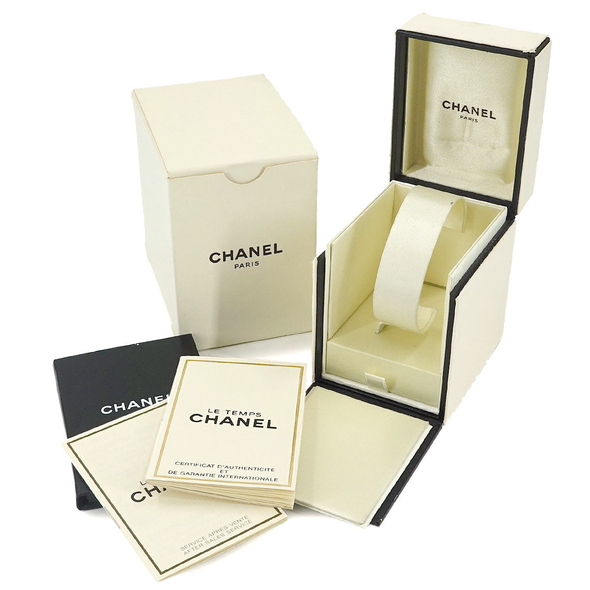 Matelasse H0009 Quartz Black Dial Ladies Wrist Watch