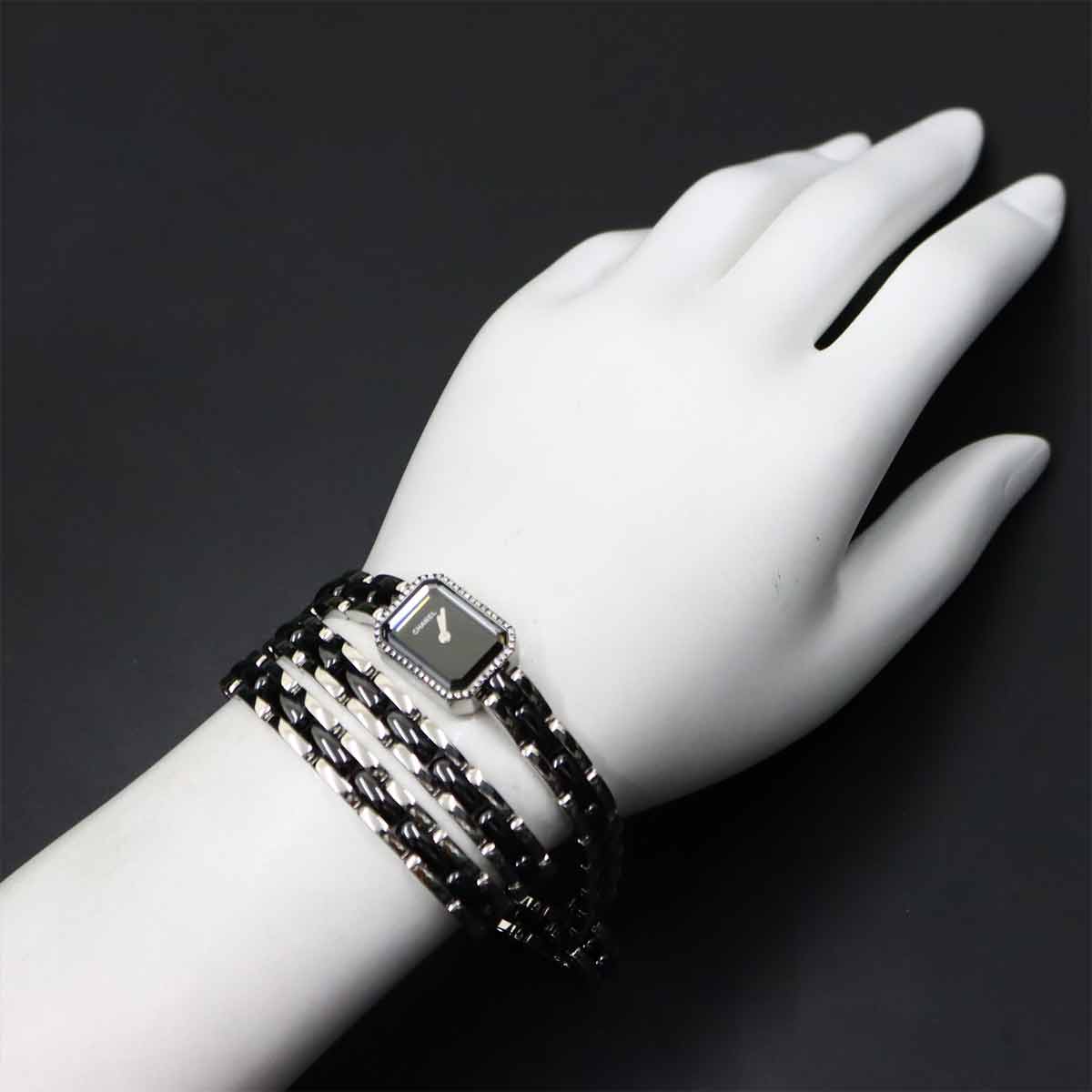 Premiere H2132 Diamond Bezel Ceramic Quartz White Dial Ladies