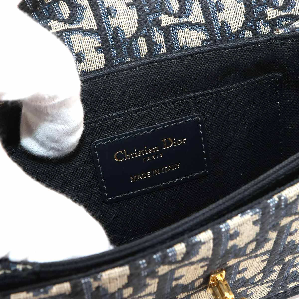 Oblique 30 Montaigne Avenue Small Shoulder Bag Canvas