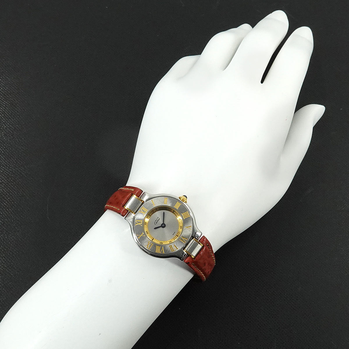 Must 21 Van Thian W1007323 Quartz Silver Dial Ladies Watch